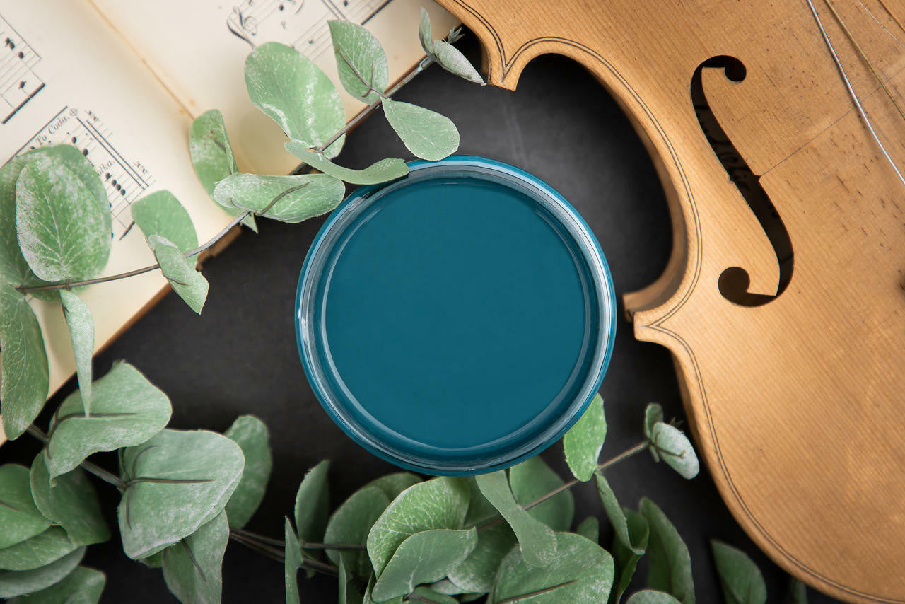 Antebellum Blue / Dixie Belle Chalk Mineral Paint
