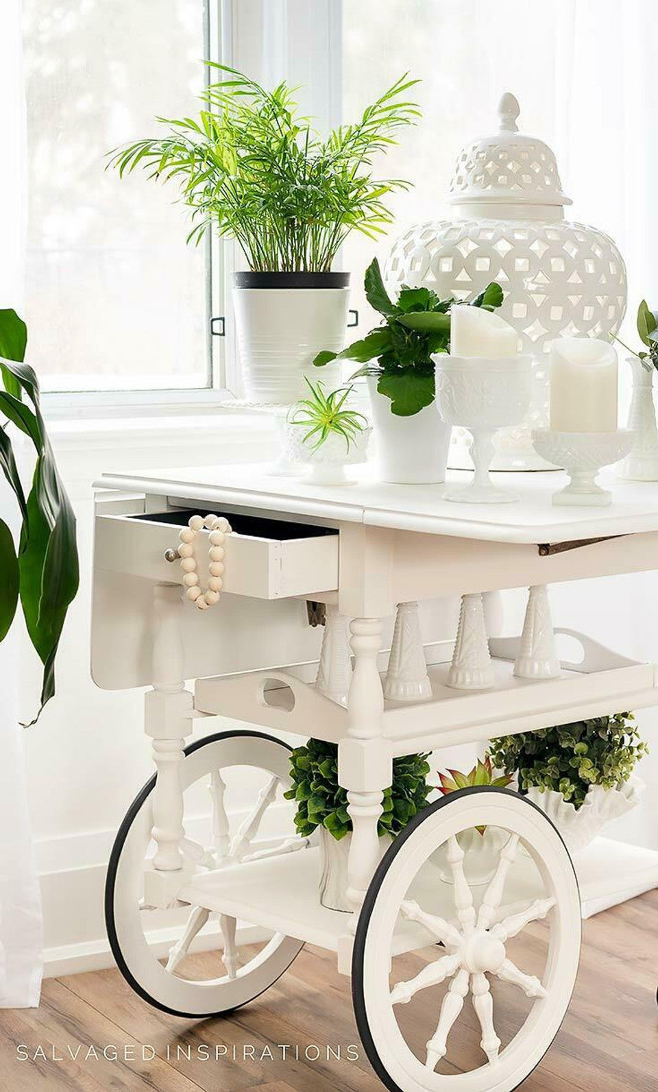 Salt Water / Dixie Belle Silk Mineral Paint