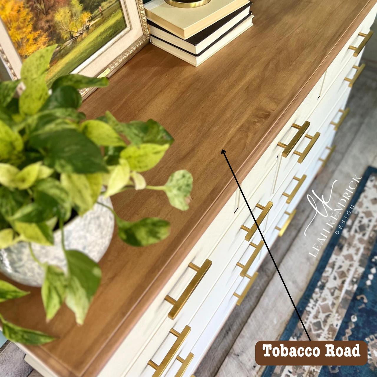 Voodoo Gel Stain / Dixie Belle Paint