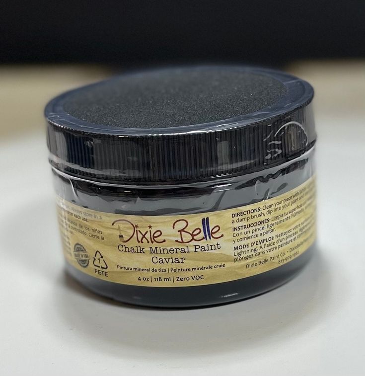 Caviar / Dixie Belle Chalk Mineral Paint