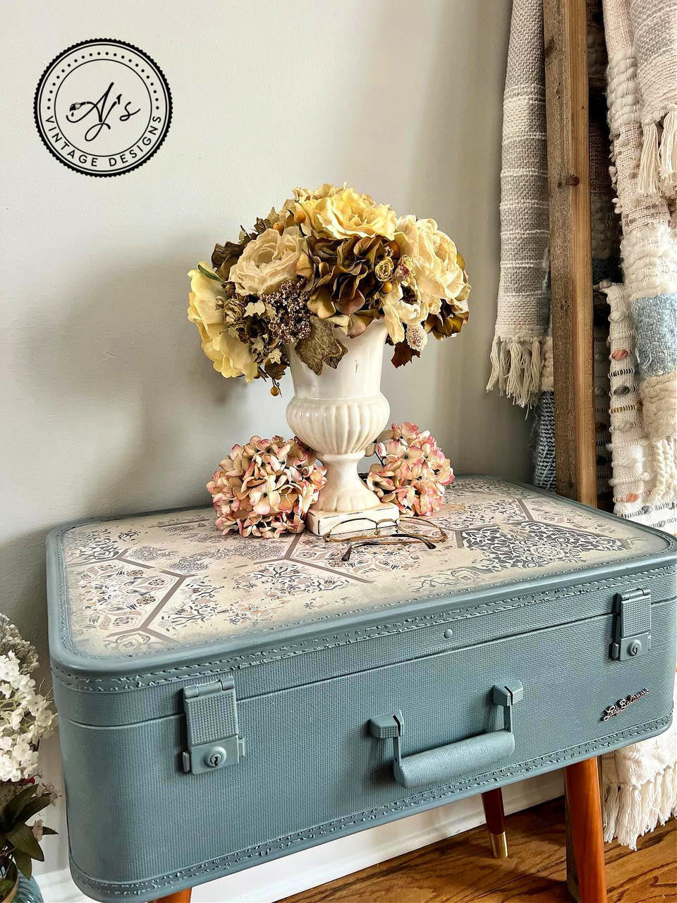 Belles and Whistles Premium Decoupage Rice Paper 22.83" x 33.3" / Dixie Belle Paint