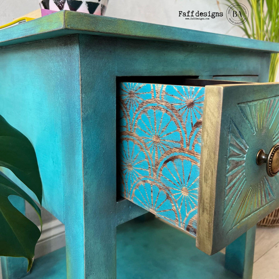 Belles and Whistles Stencil 14" x 18" / Dixie Belle Paint