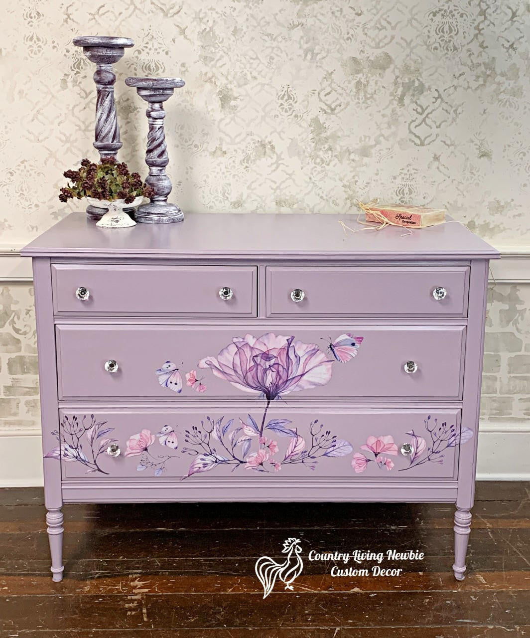 Lucky Lavender / Dixie Belle Chalk Mineral Paint