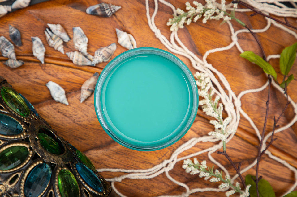 Mermaid Tail  / Dixie Belle Chalk Mineral Paint