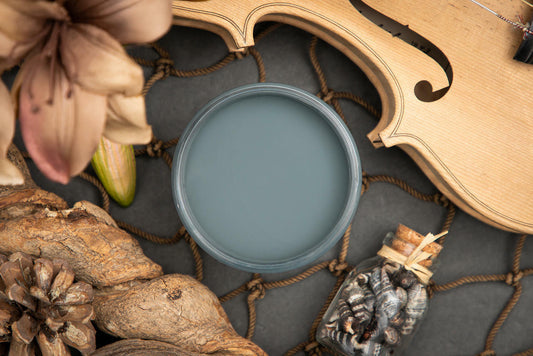 Stormy Seas  / Dixie Belle Chalk Mineral Paint