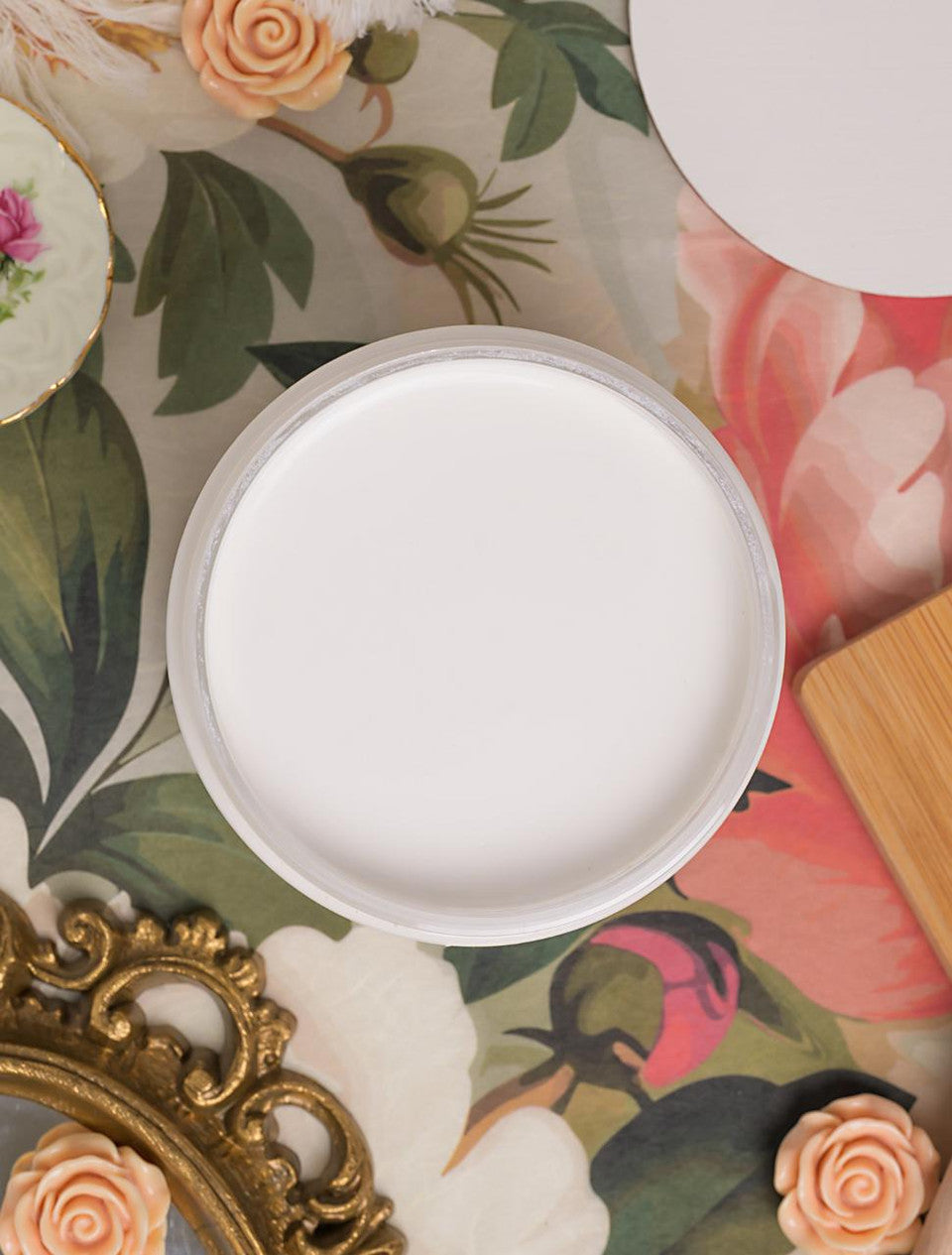 Dixie Belle Paint/ Elderflower Silk 16 OZ
