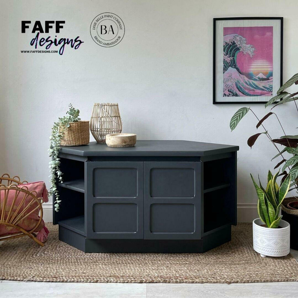 Black Sands / Dixie Belle Silk Mineral Paint