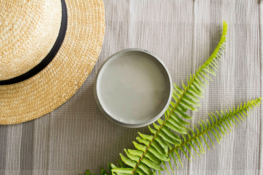 Wharf / Dixie Belle Silk Mineral Paint