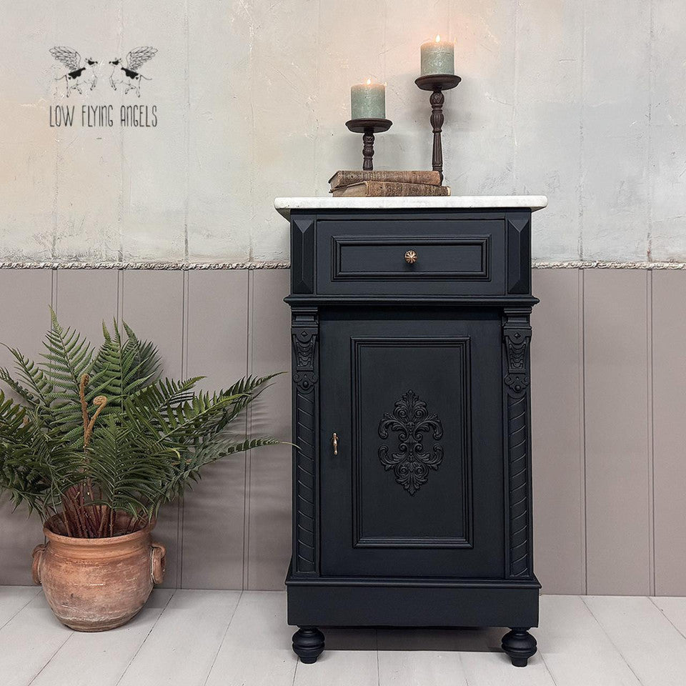 Anchor / Dixie Belle Silk Mineral Paint