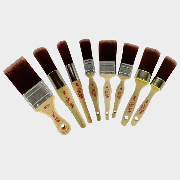Synthetic Brushes / Dixie Belle Chalk Mineral Paint
