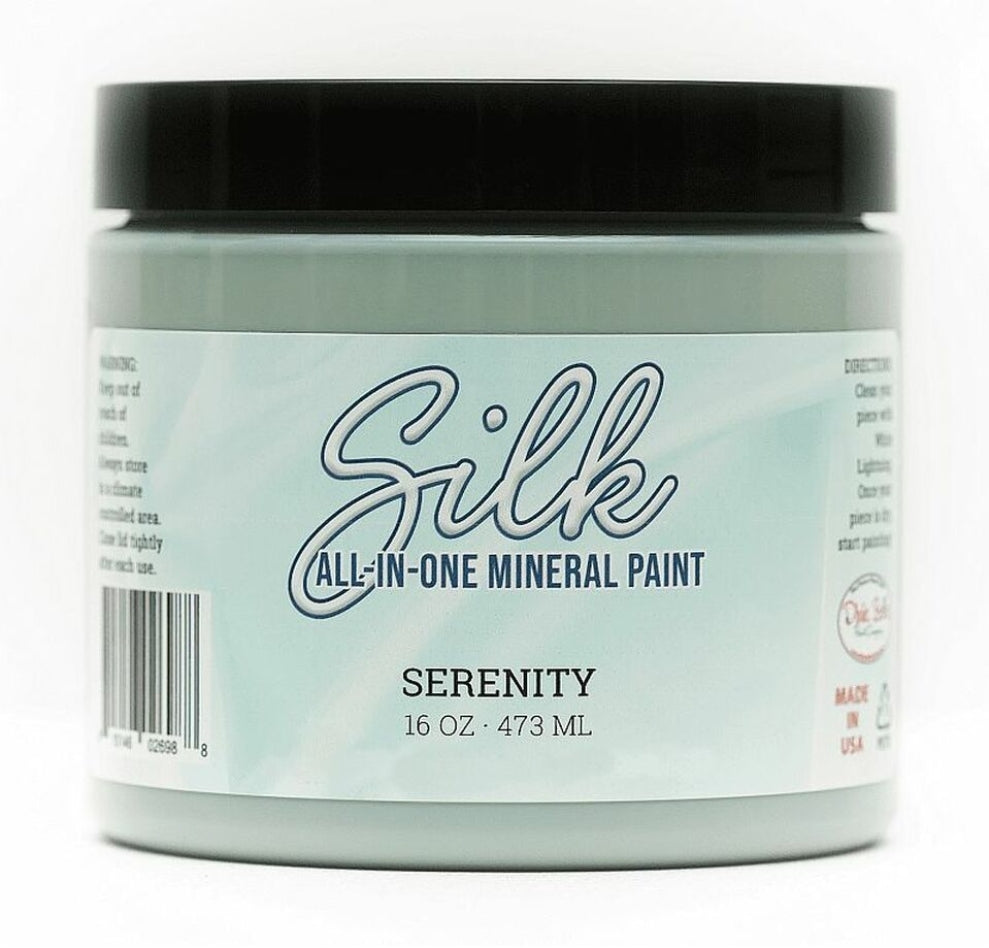 Serenity / Dixie Belle Silk Mineral Paint